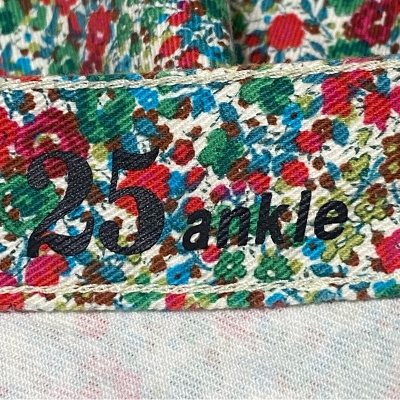 J.Crew Liberty Toothpick Jeans Size 25 Ditsy Floral Ankle Denim Cottagecore - Picture 5 of 7